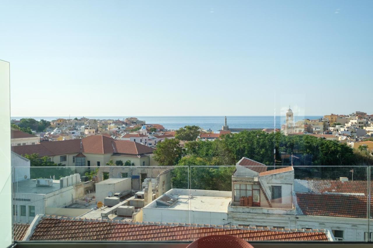 Sky-High 70Sqm Penthouse W. Stunning Views - 05 Apartman Hriszí Aktí Haniá Kültér fotó